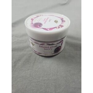 NIP Dove Holiday Treats Body Scrub FROSTED PLUM BERRY Limited Edition 10.5oz New
